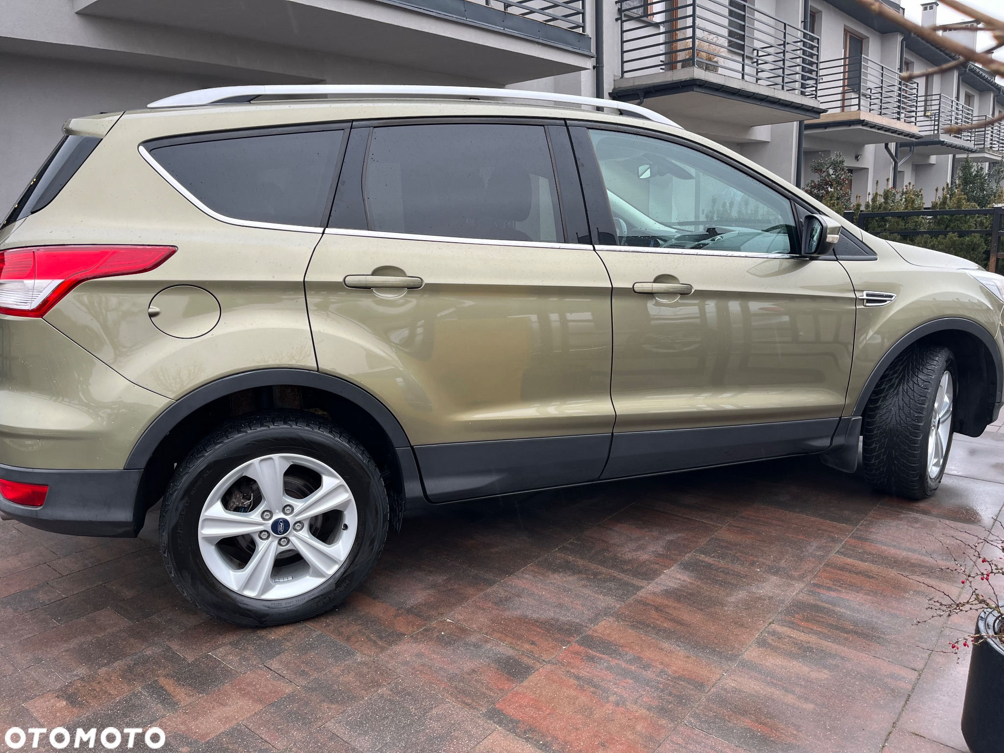 Ford Kuga 2.0 TDCi 4WD Titanium - 4