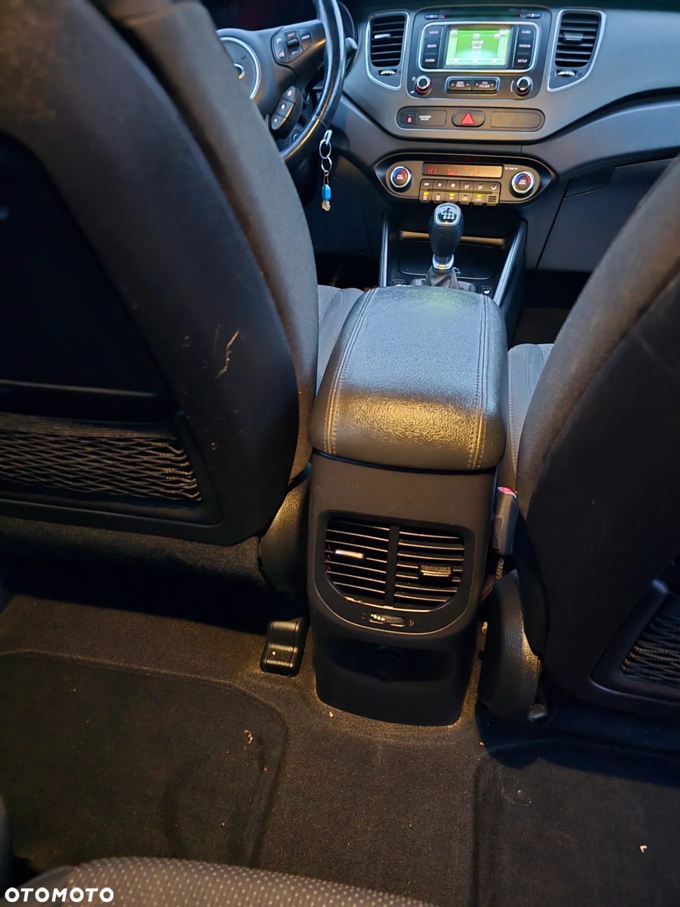 Kia Carens 1.6 GDI Edition 7 - 14