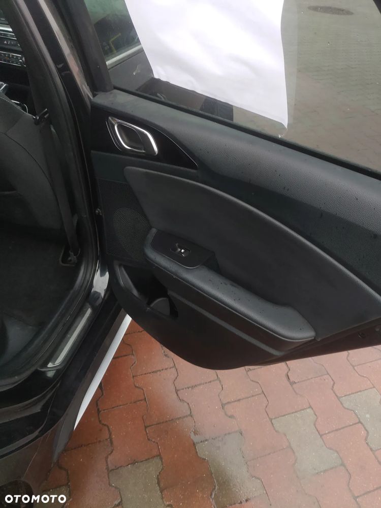 Kia ProCeed - 20