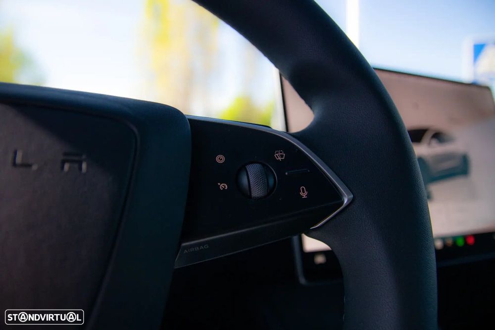 Tesla Model 3 Tração Traseira Premium - 27