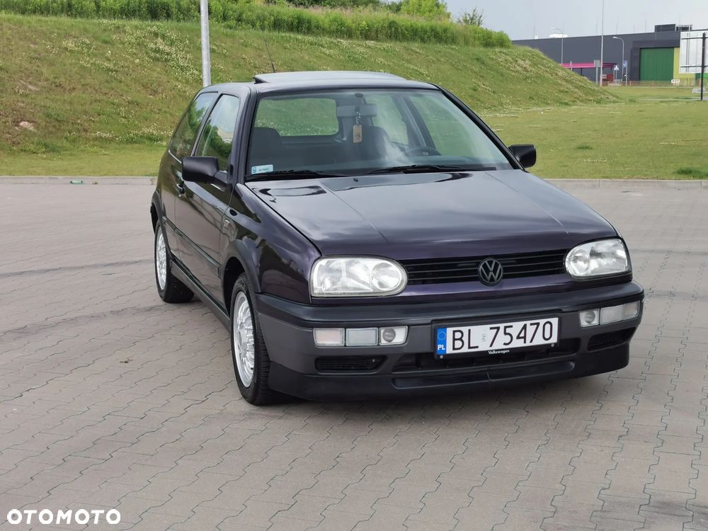 Volkswagen Golf 1.8 GT Special - 5