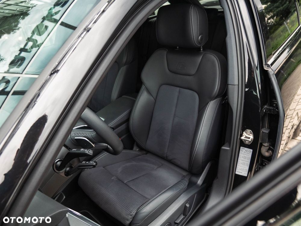 Audi S6 Avant - 26