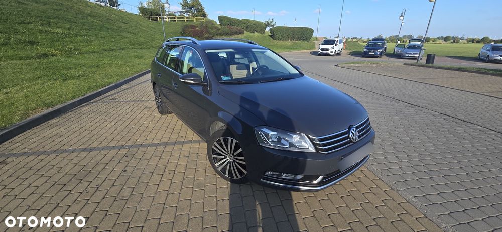 Volkswagen Passat 1.4 TSI BMT Highline DSG - 1