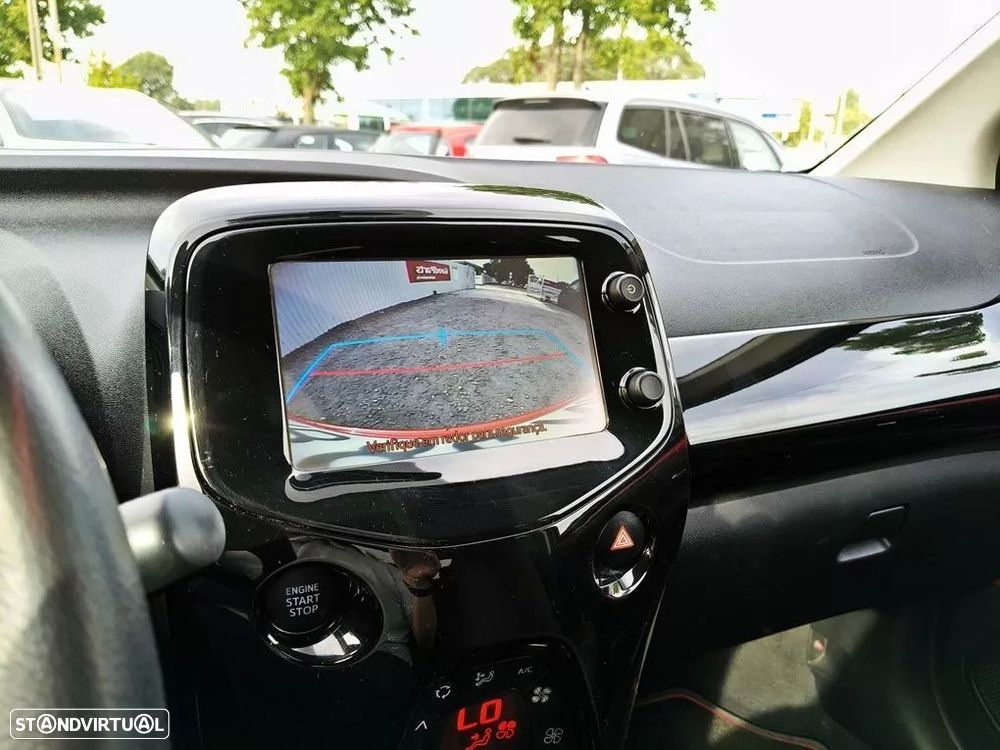 Peugeot 108 1.2 PureTech Allure - 15