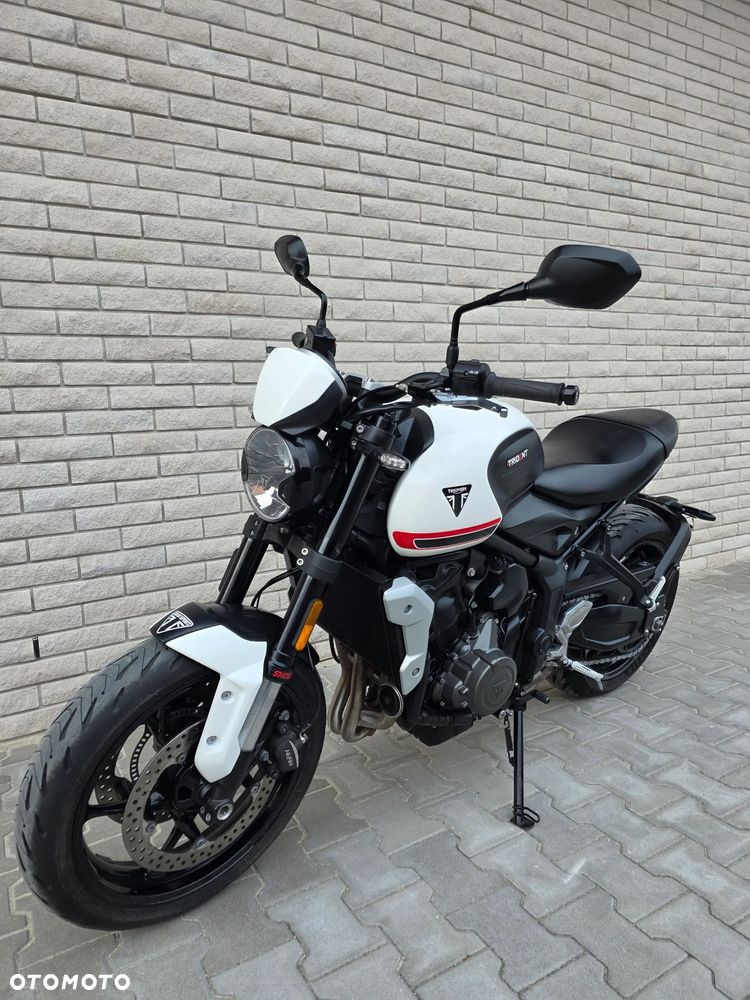 Triumph Trident - 2