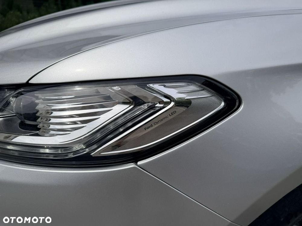 Ford Mondeo - 12
