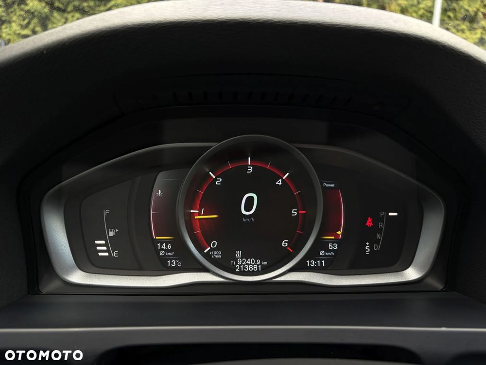 Volvo V60 Cross Country D3 Geartronic Summum - 22