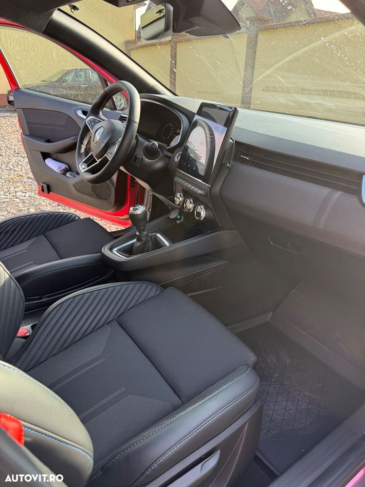 Renault Clio V TCe 90 Esprit Alpine - 16