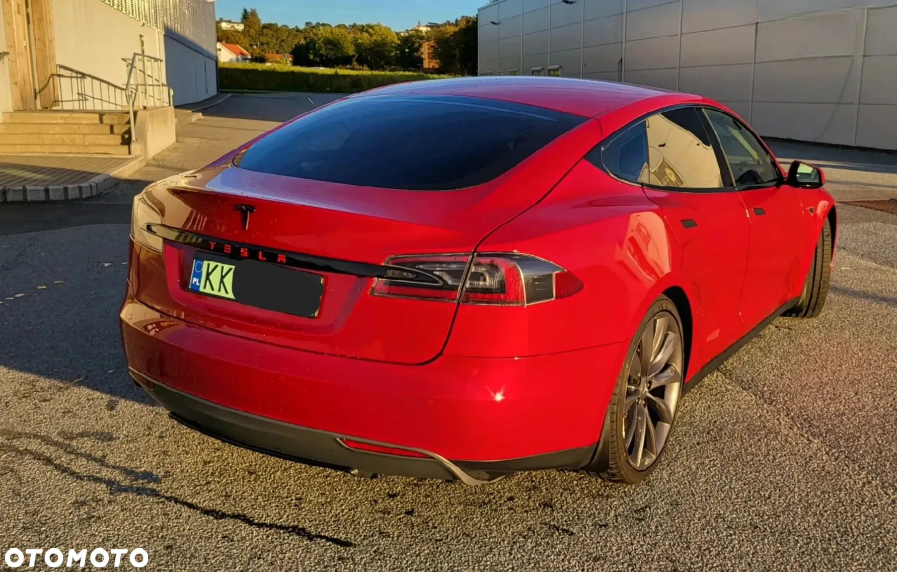 Tesla Model S 85 - 9