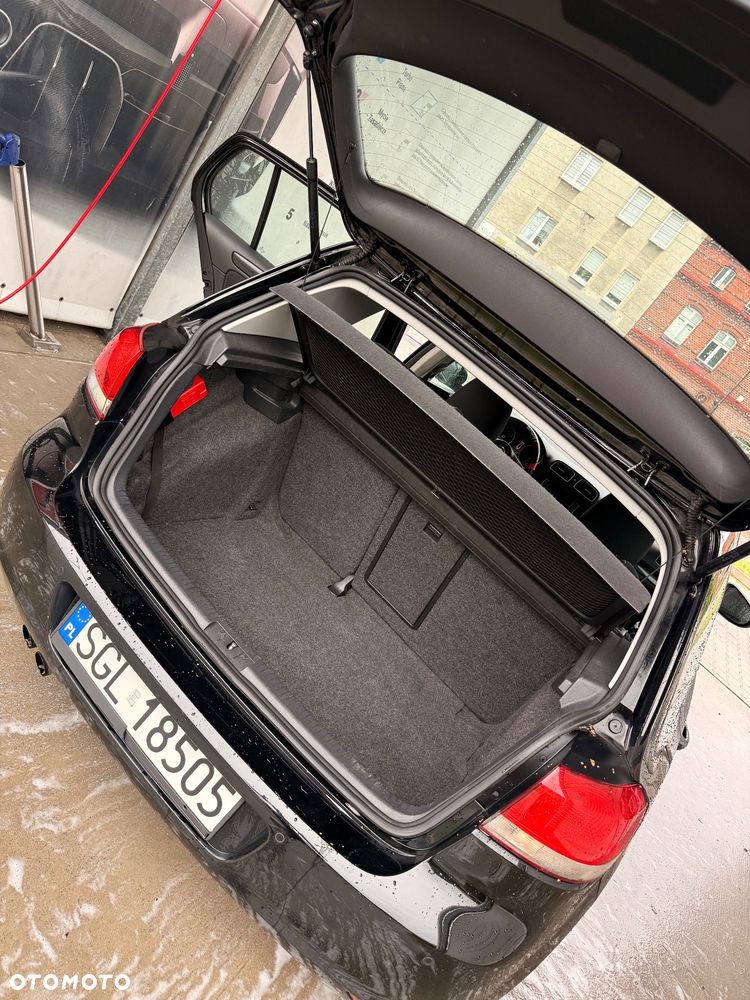 Volkswagen Golf 2.0 TDI Highline - 6