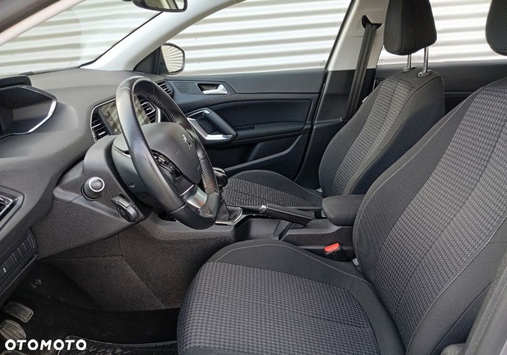 Peugeot 308 - 18