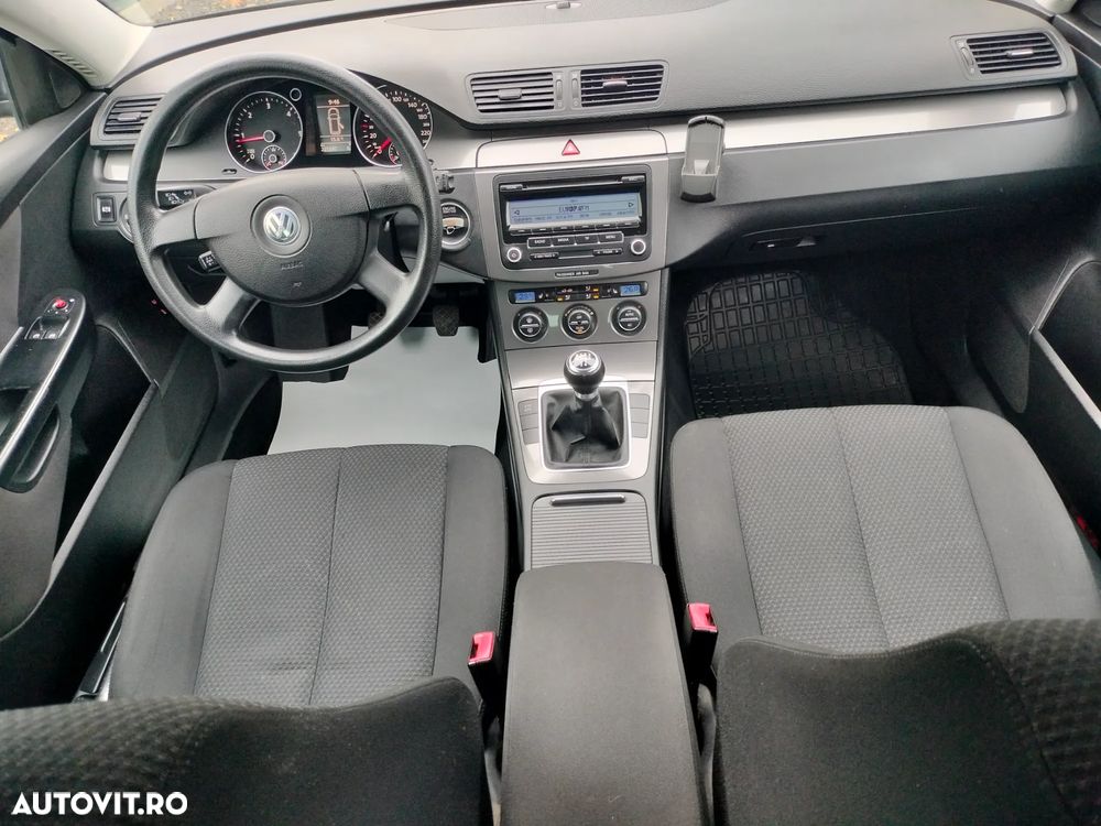 Volkswagen Passat - 24