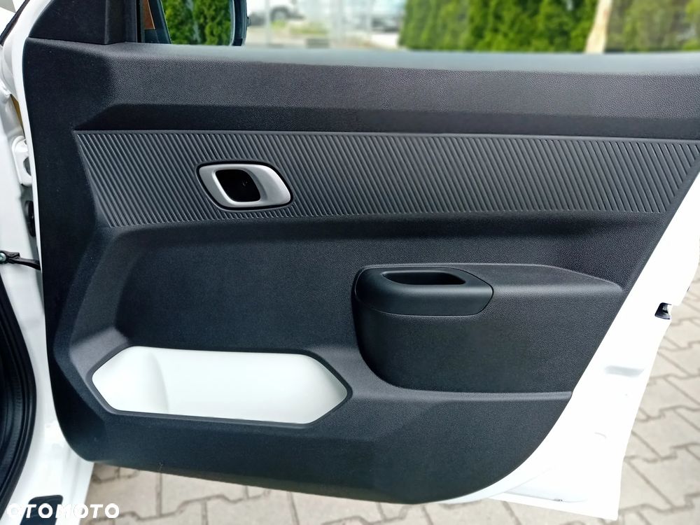 Dacia Spring Electric 24.3kWh 100 Extreme - 17
