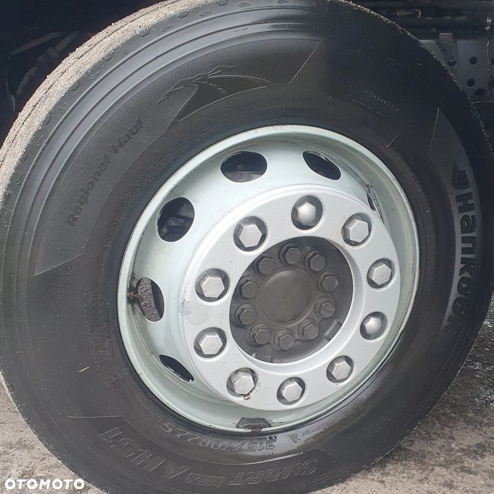 Mercedes-Benz ACTROS - 8