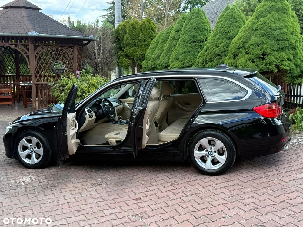 BMW Seria 3 320d Sport-Aut Efficient Dynamics Edition Sport Line - 3