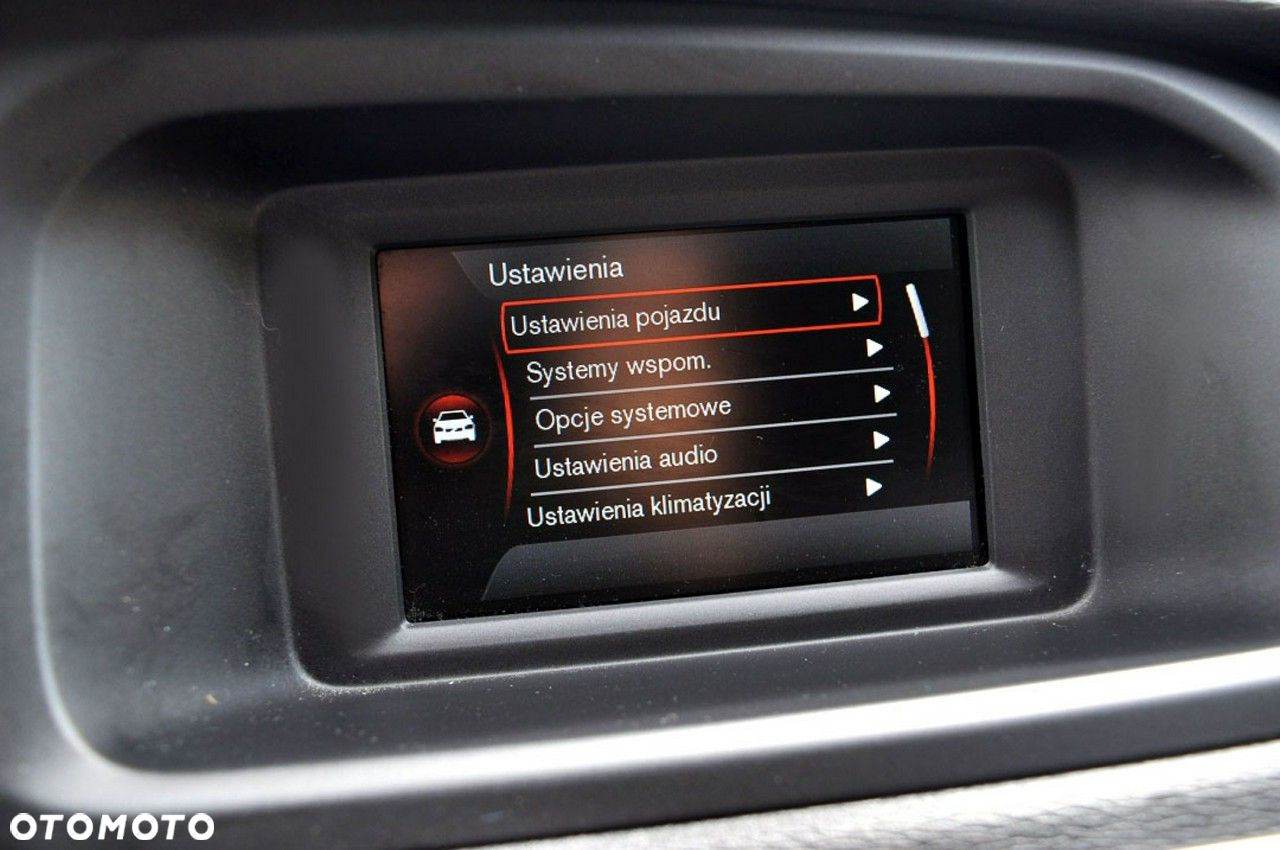 Volvo V40 D2 R-Design Momentum - 28