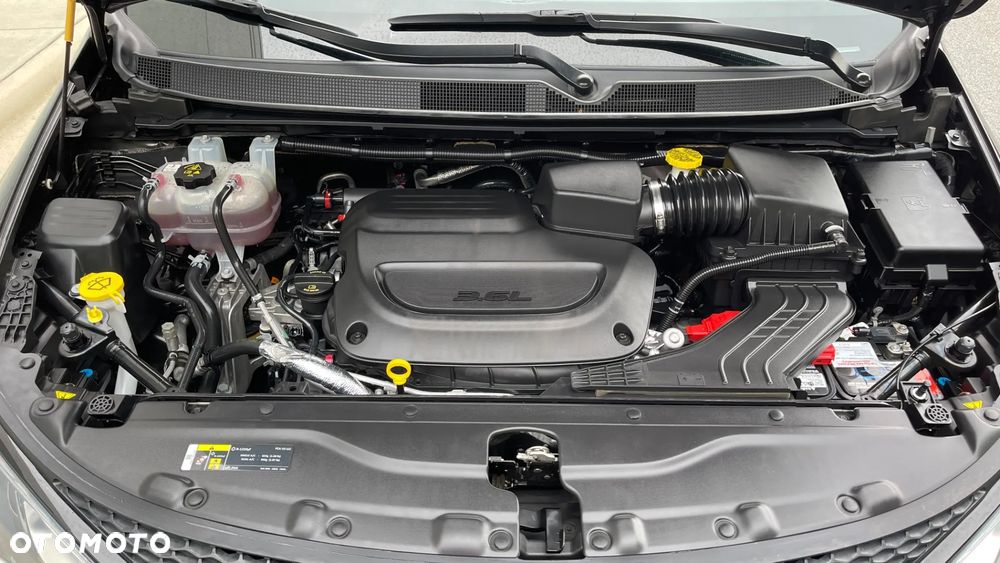 Chrysler Pacifica - 22