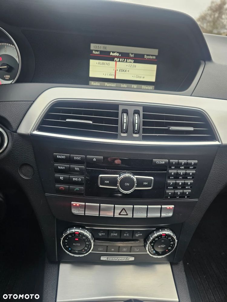 Mercedes-Benz Klasa C 200 CDI BlueEff Elegance - 30