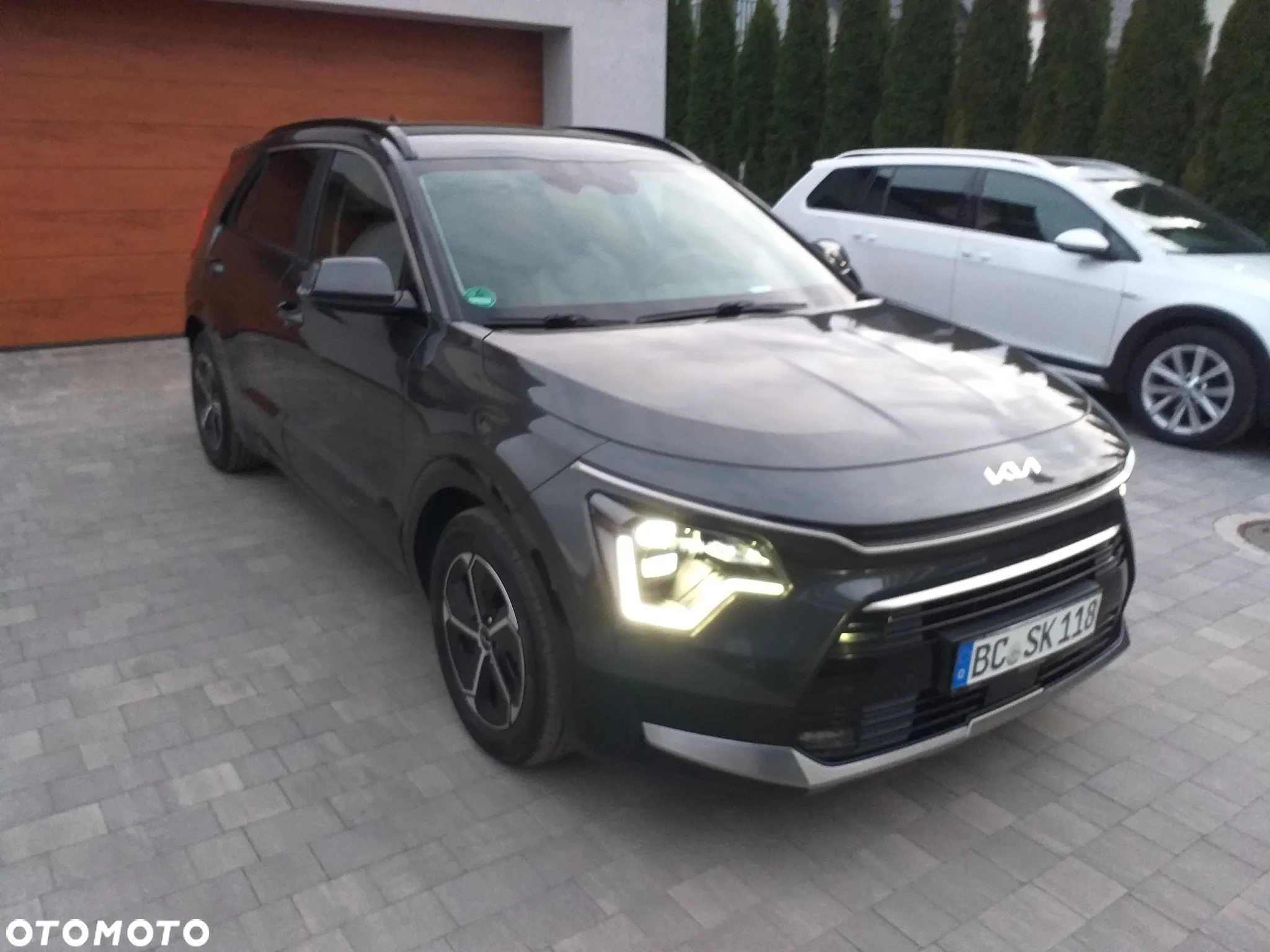Kia Niro 1.6 GDI Plug-in Hybrid L Business Line - 14