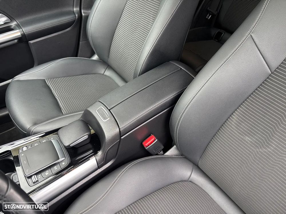 Mercedes-Benz GLA 250 e 8G-DCT Style - 19