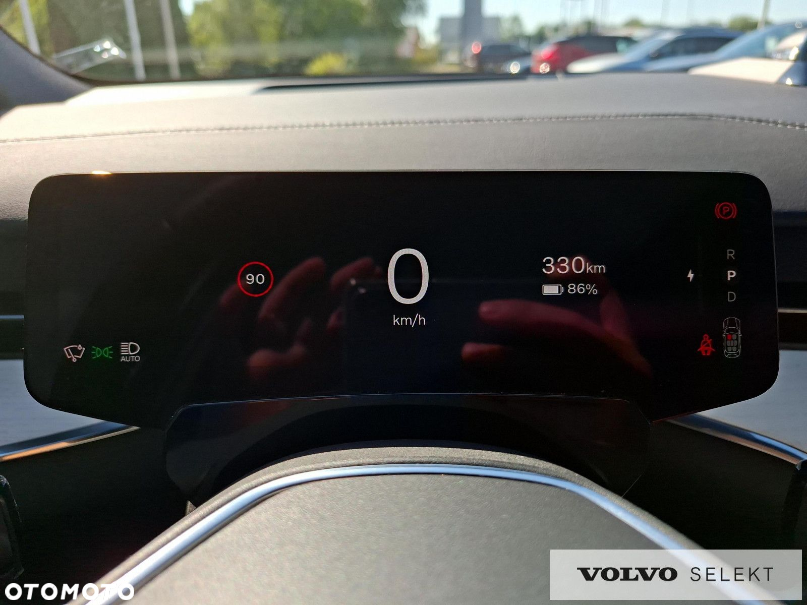 Volvo EX90 - 16