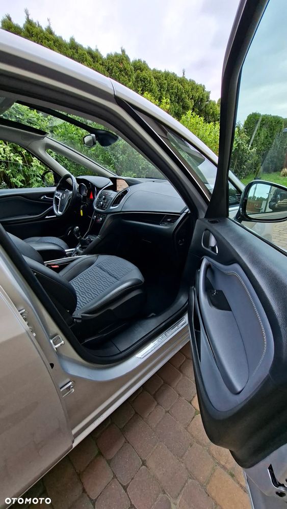 Opel Zafira 1.4 T Cosmo EcoFLEX S&S - 19