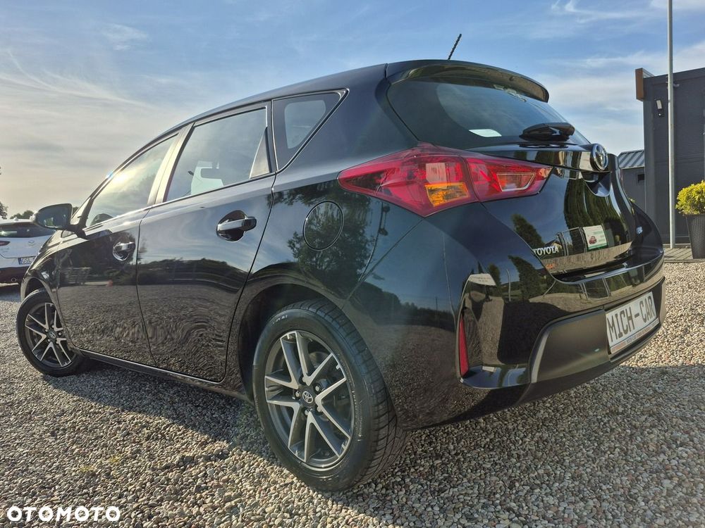 Toyota Auris - 39