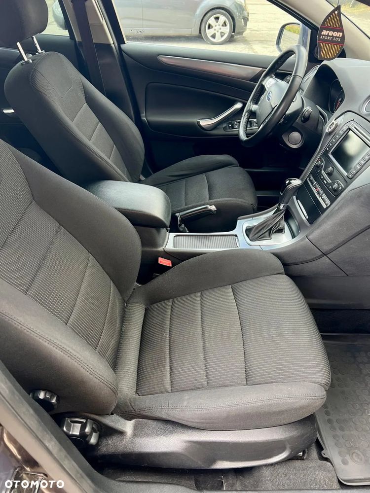 Ford Mondeo 2.2 TDCi Titanium - 9