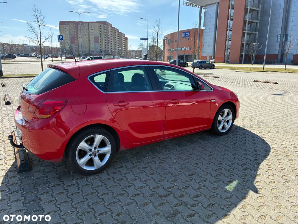 Opel Astra 1.6 - 19