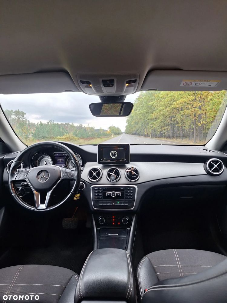 Mercedes-Benz CLA - 6