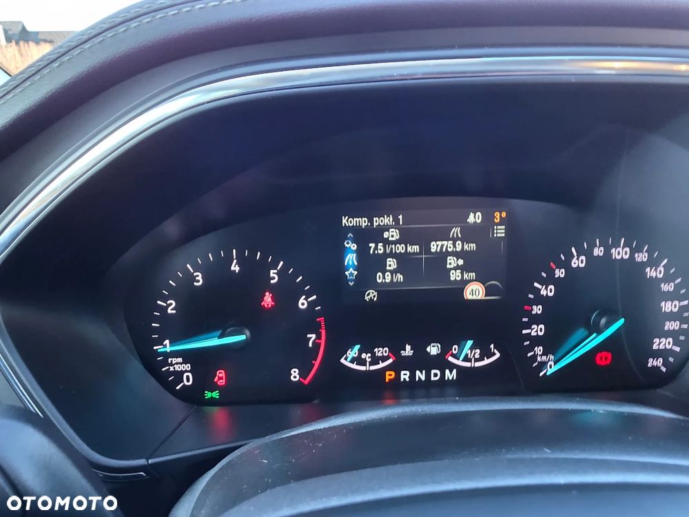 Ford Focus ver-1-5-ecoboost-start--stopp--system-vignale - 20