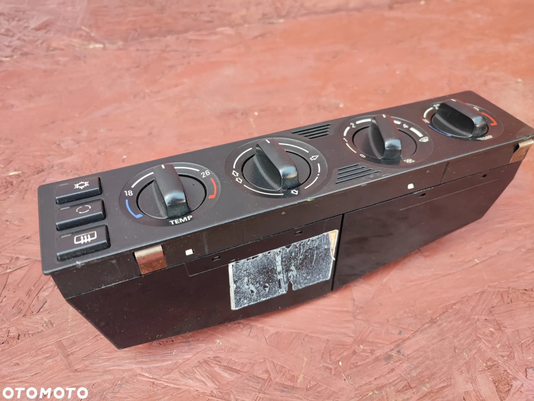 BMW E38 ORYGINALNY PANEL KLIMATYZACJI MANUALNEJ W BARDZO DOBRYM STANIE O NR. 8 369 784 / 8 369 785 OEM - 4
