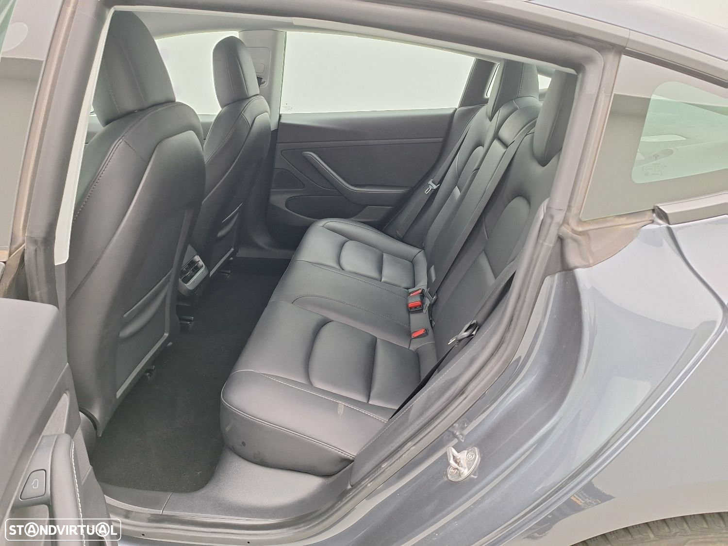 Tesla Model 3 Standard Range Plus RWD - 11