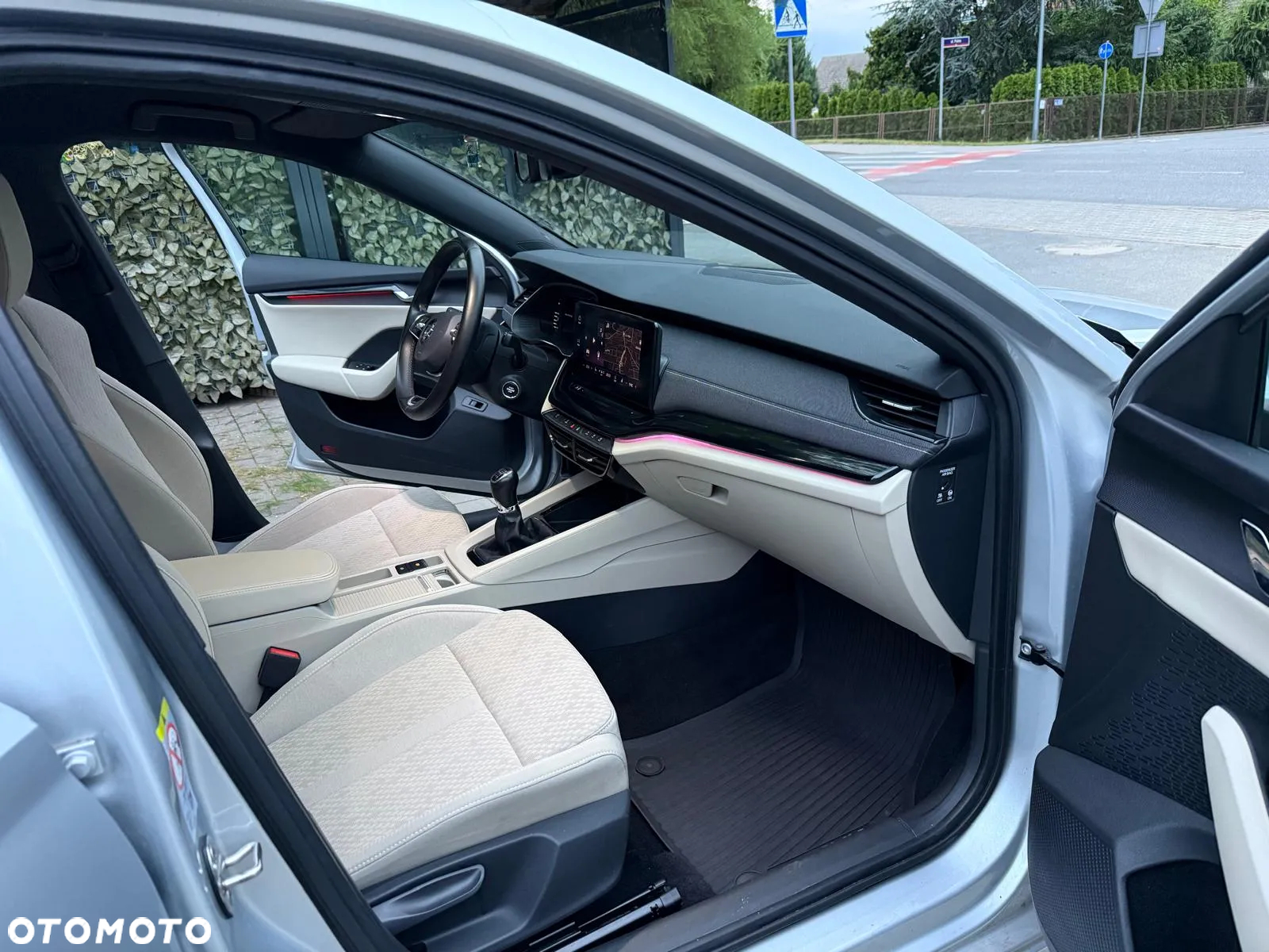 Skoda Octavia 1.5 TSI ACT Style - 10