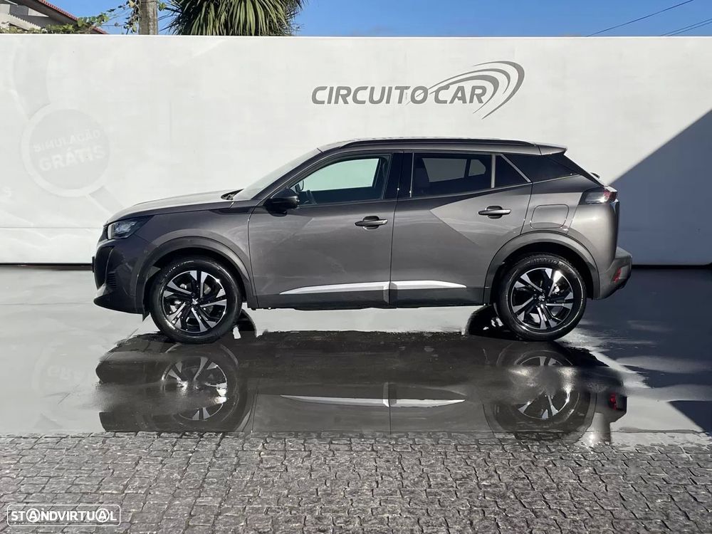 Peugeot 2008 1.2 PureTech Allure EAT8 - 3