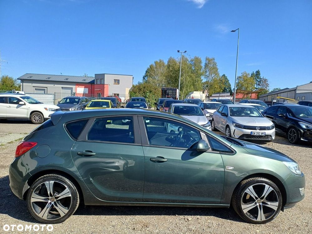 Opel Astra 1.4 Turbo Style - 8