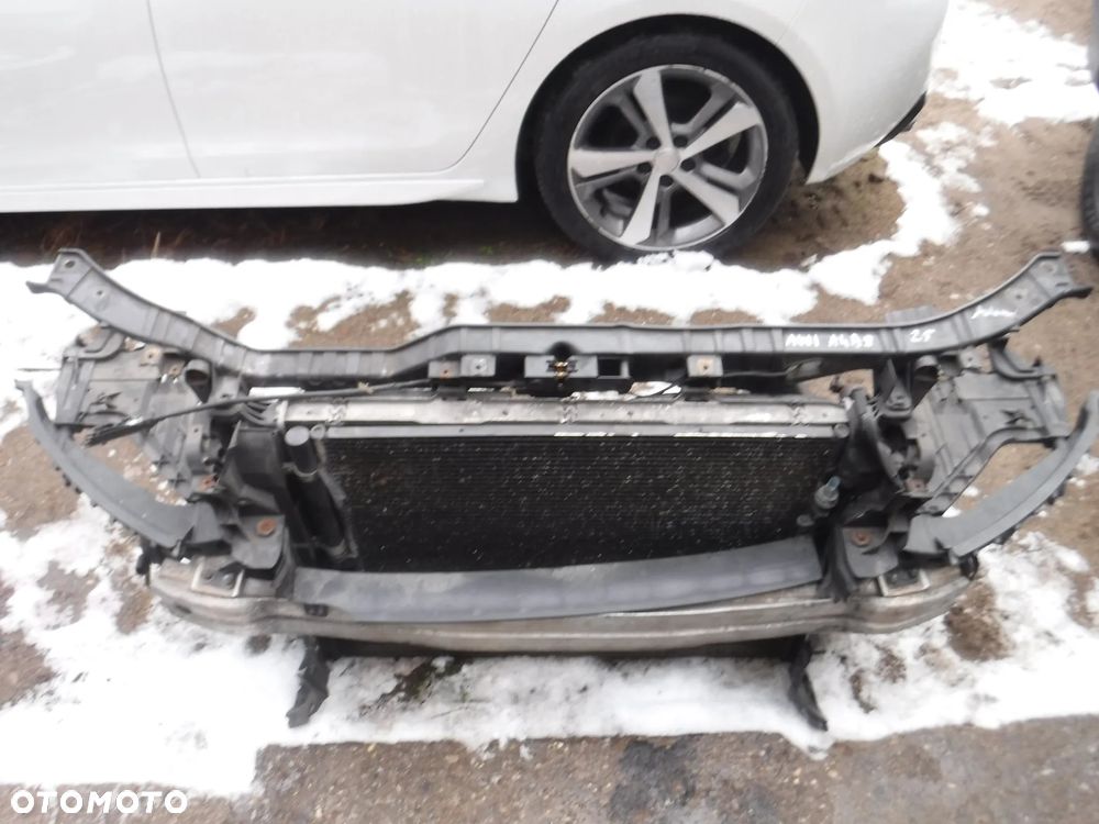 Audi A4 B8  A5 8T pas wzmocnienie przod 2.7 3.0 TDI kpl chlodnice automat - 3
