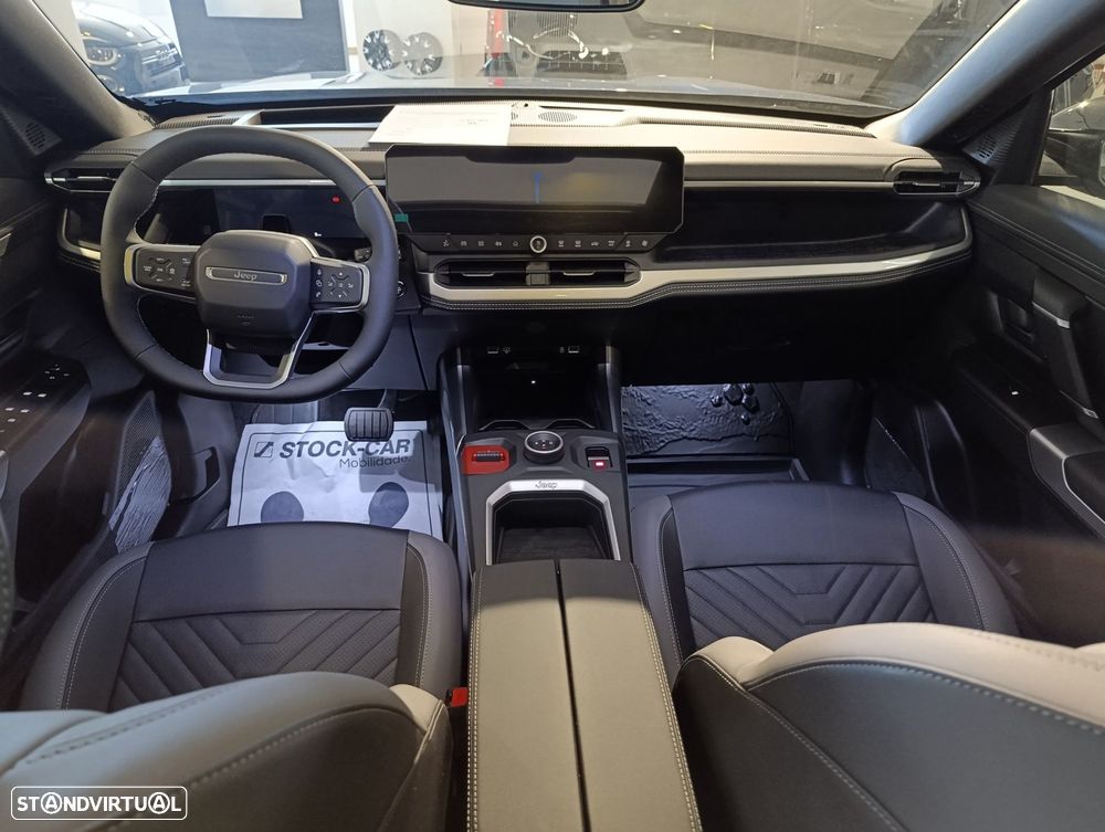 Jeep Compass - 13