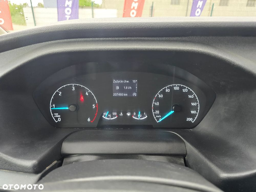 Ford Transit - 19
