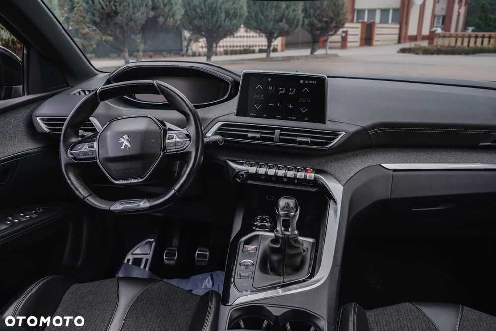 Peugeot 3008 1.2 PureTech GT S&S - 21