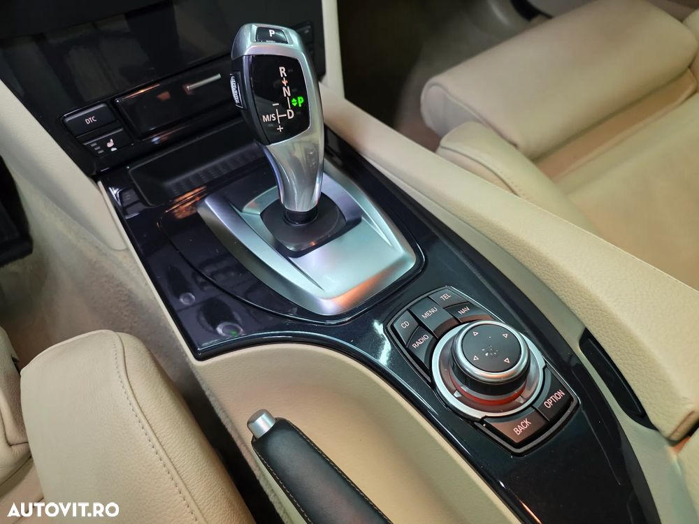BMW Seria 5 520d Aut. Edition Fleet Exclusive - 16