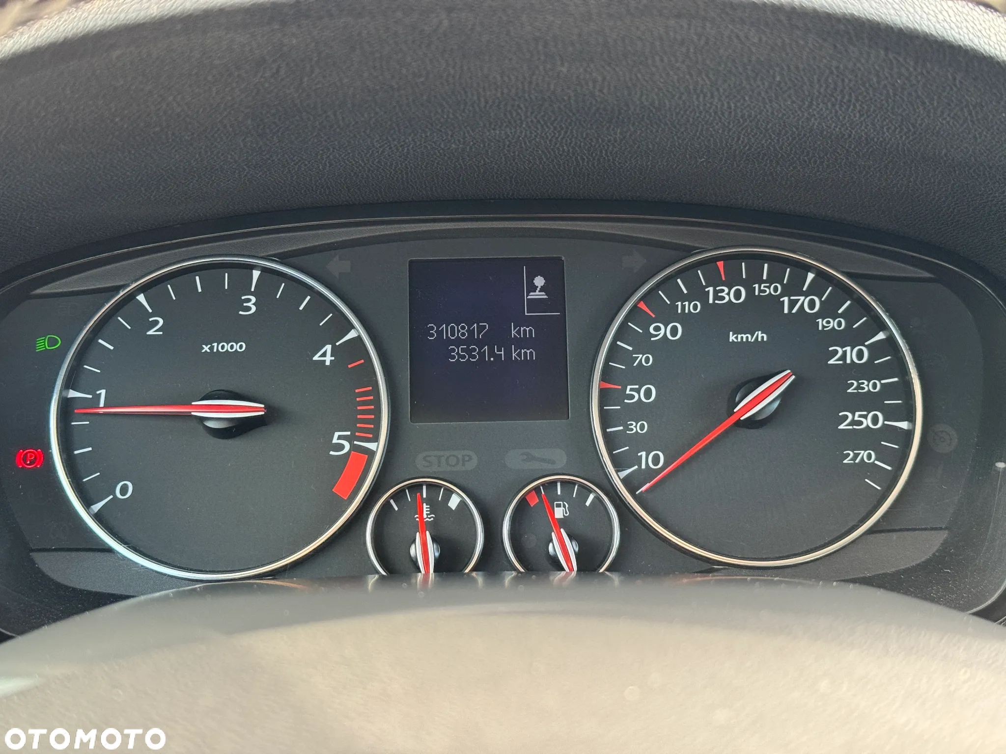 Renault Laguna 2.0 dCi Initiale ESM - 32