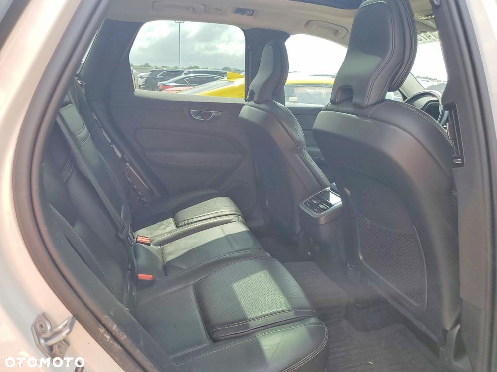 Volvo XC 60 T5 AWD Inscription - 10