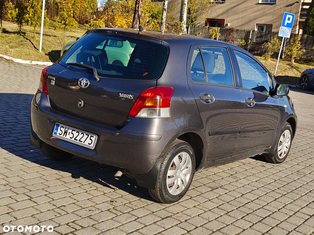 Toyota Yaris 1.0 Luna - 10