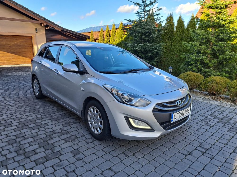 Hyundai i30 1.6 Classic + - 10