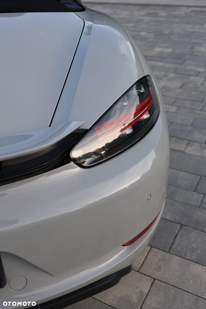 Porsche Boxster PDK - 17