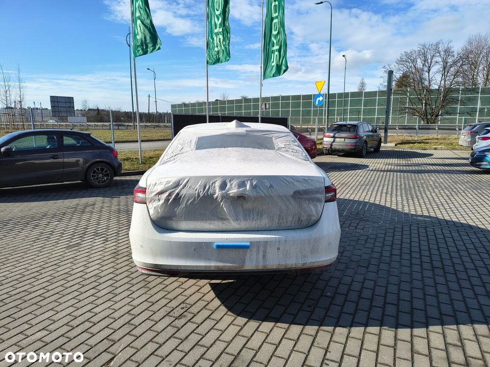 Skoda Superb 2.0 TDI SCR 4x4 L&K DSG - 7