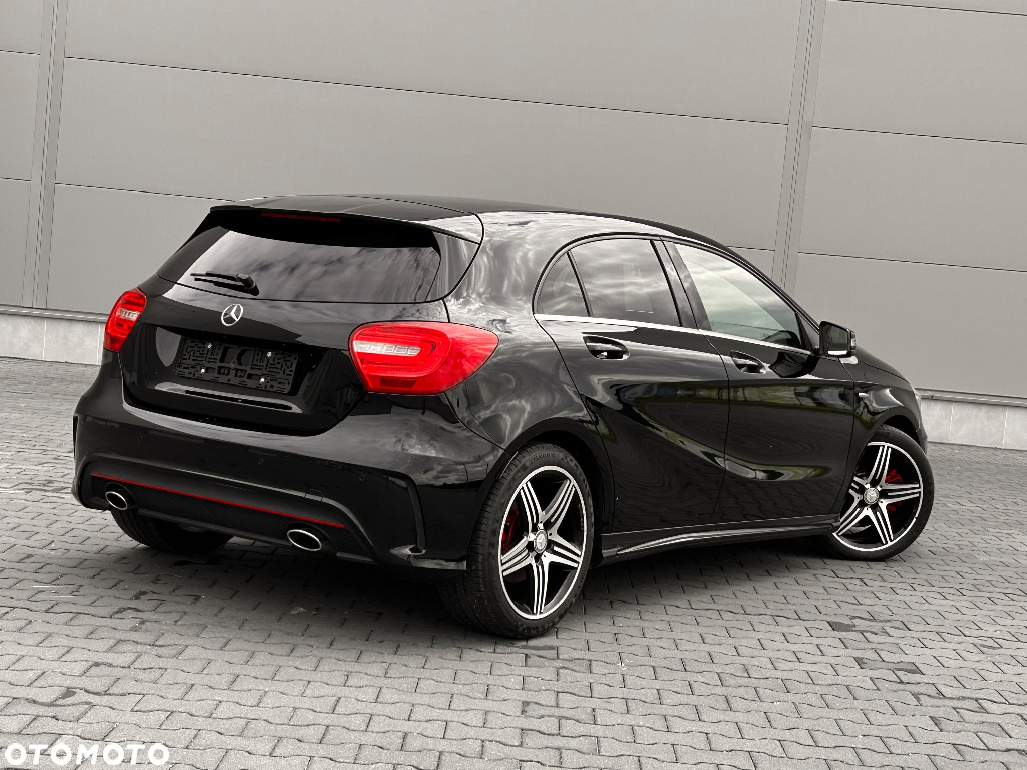 Mercedes-Benz Klasa A 250 (BlueEFFICIENCY) 7G-DCT AMG Sport - 6