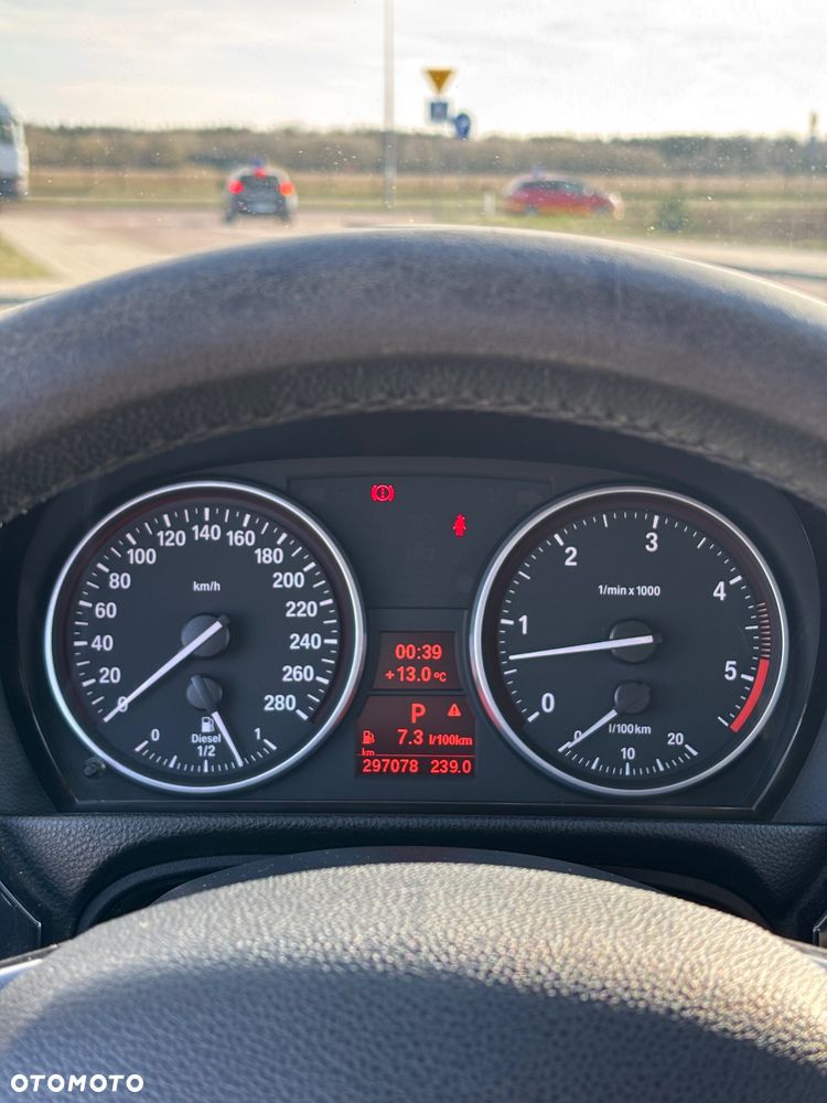 BMW Seria 3 330d - 19