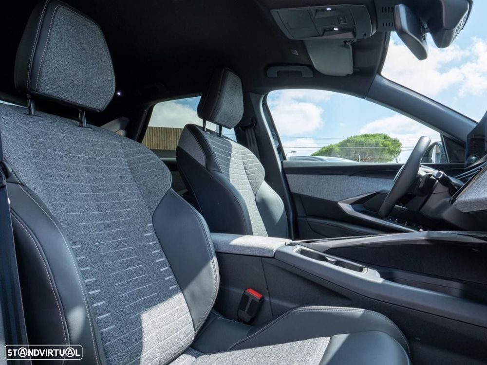 Peugeot E-3008 73 kWh Allure - 22